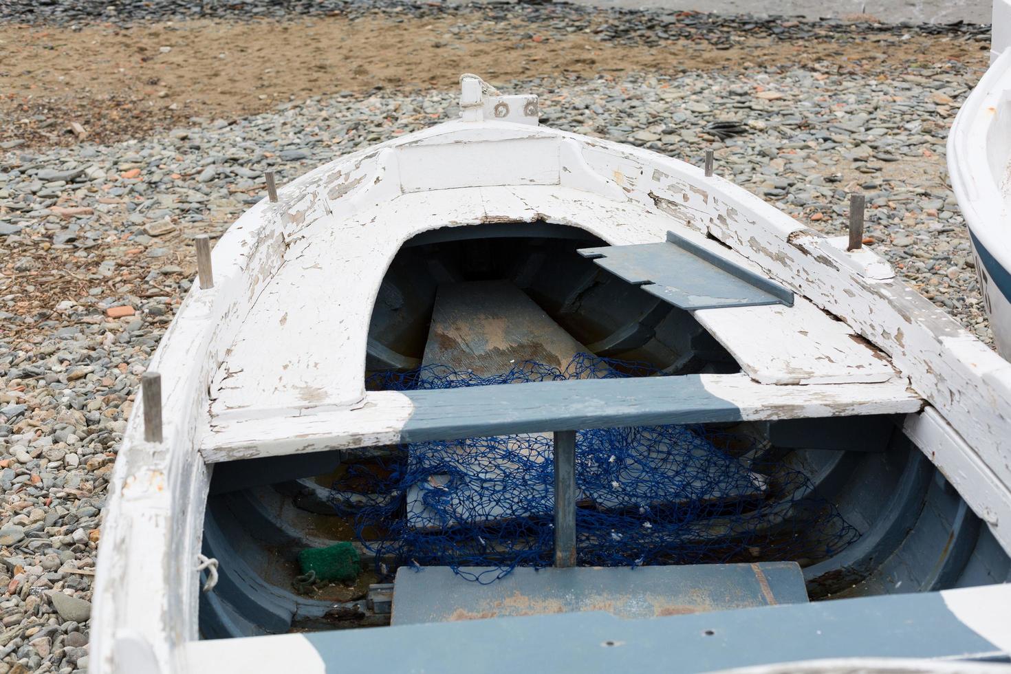 ambachtelijke vissersboot, lokale visserij, kustvisserij, kustvisserij foto