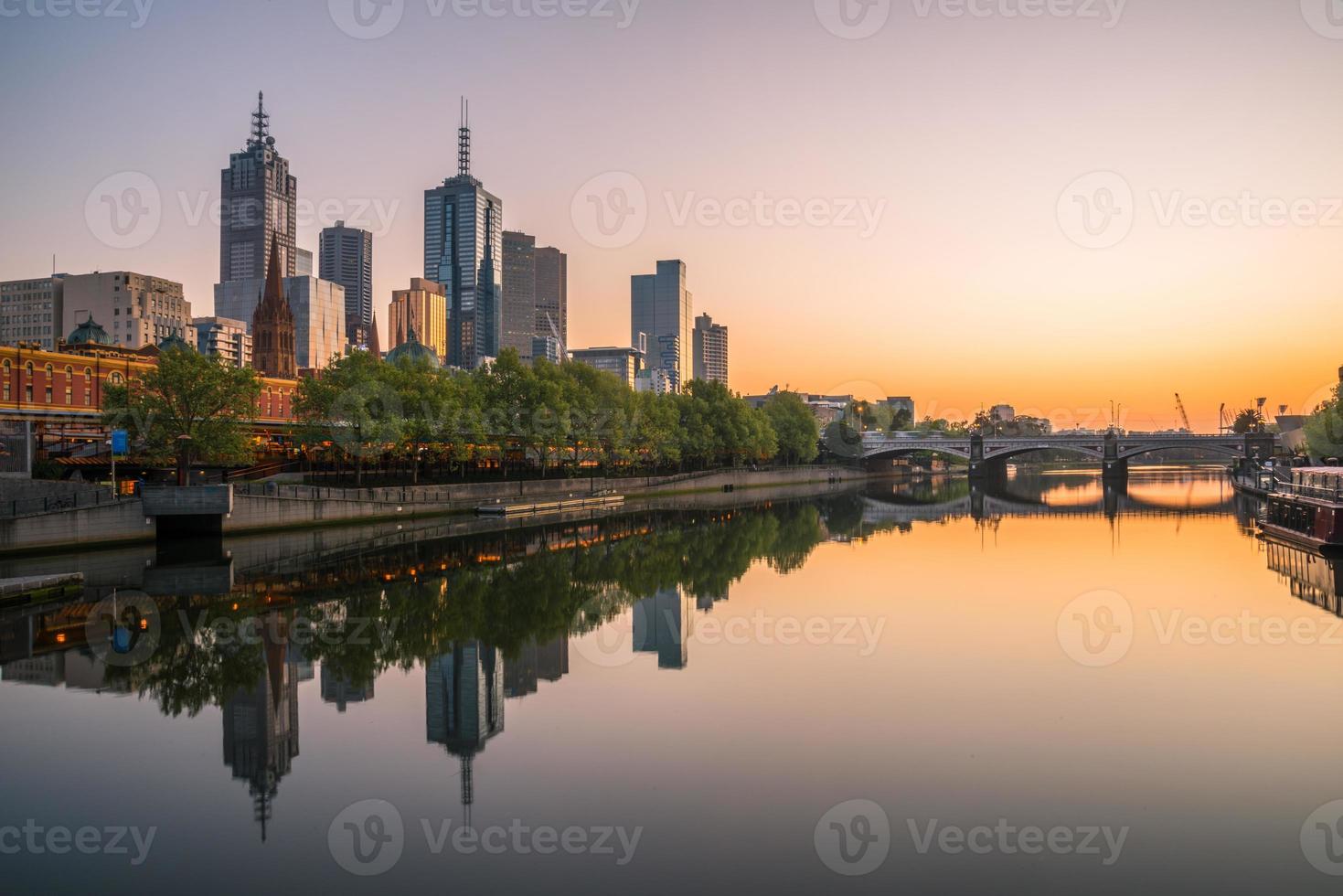 melbourne stadsgezicht in de ochtend zonsopgang, victoria staat australië. melbourne is een van de meest leefbare steden ter wereld. foto