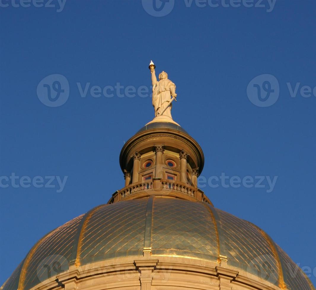 standbeeld op Georgia Capitol Dome foto