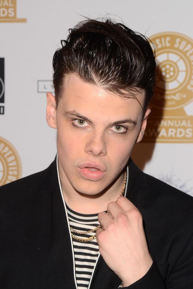 los angeles 8 feb - yungblud at the guild of music supervisors awards in het theater in ace hotel op 8 februari 2018 in los angeles, ca foto