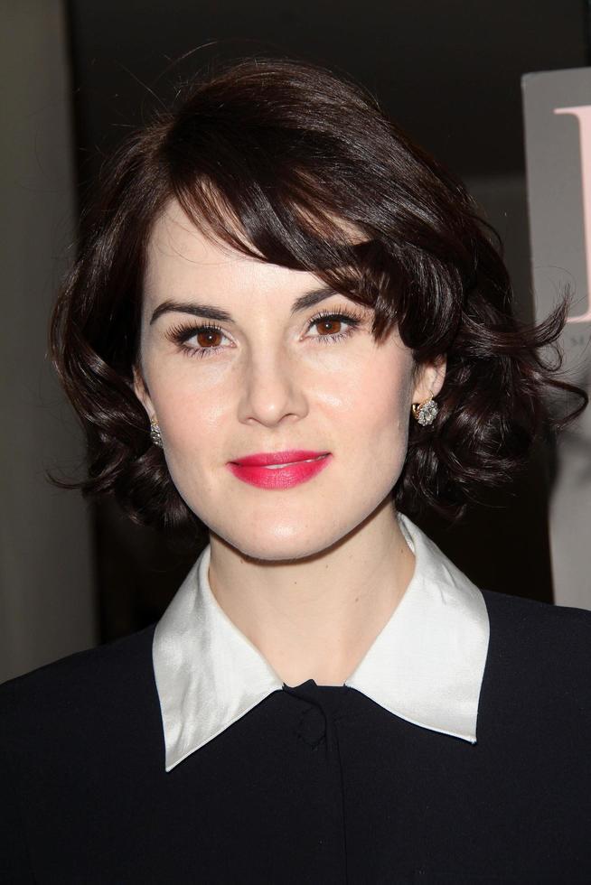 los angeles, 11 jan - michelle dockery at the dujour magazine eert lupita nyongo op de mondrian las op 11 januari 2014 in los angeles, ca foto