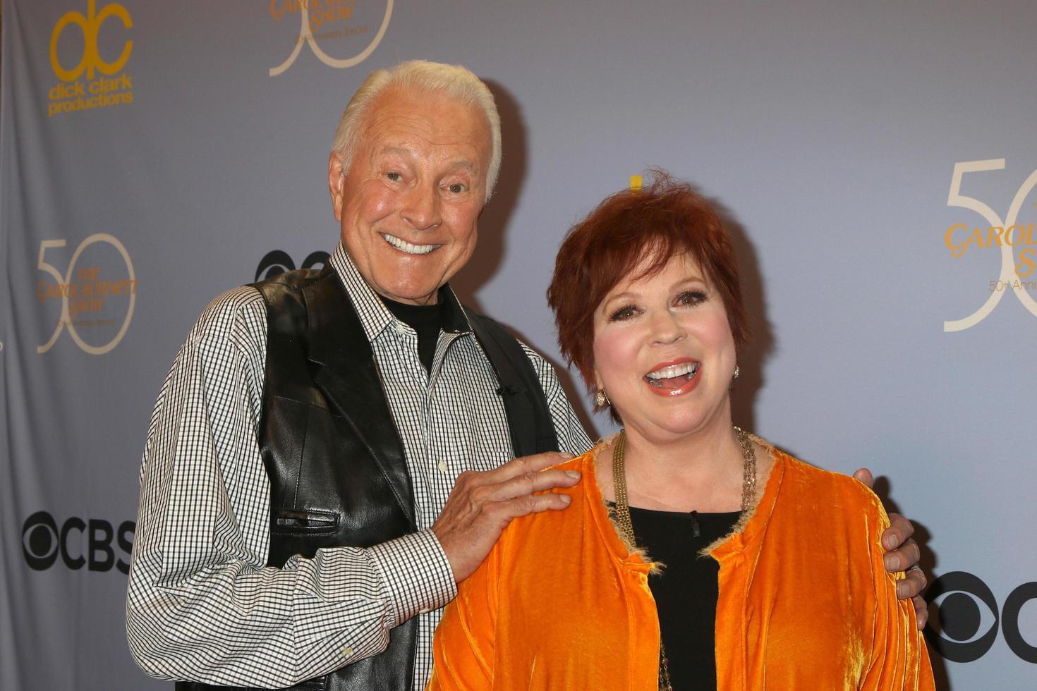 los angeles 4 oktober - lyle waggoner, vicki lawrence bij de carol burnett 50e verjaardag speciale aankomsten bij de cbs televisiestad op 4 oktober 2017 in los angeles, ca foto