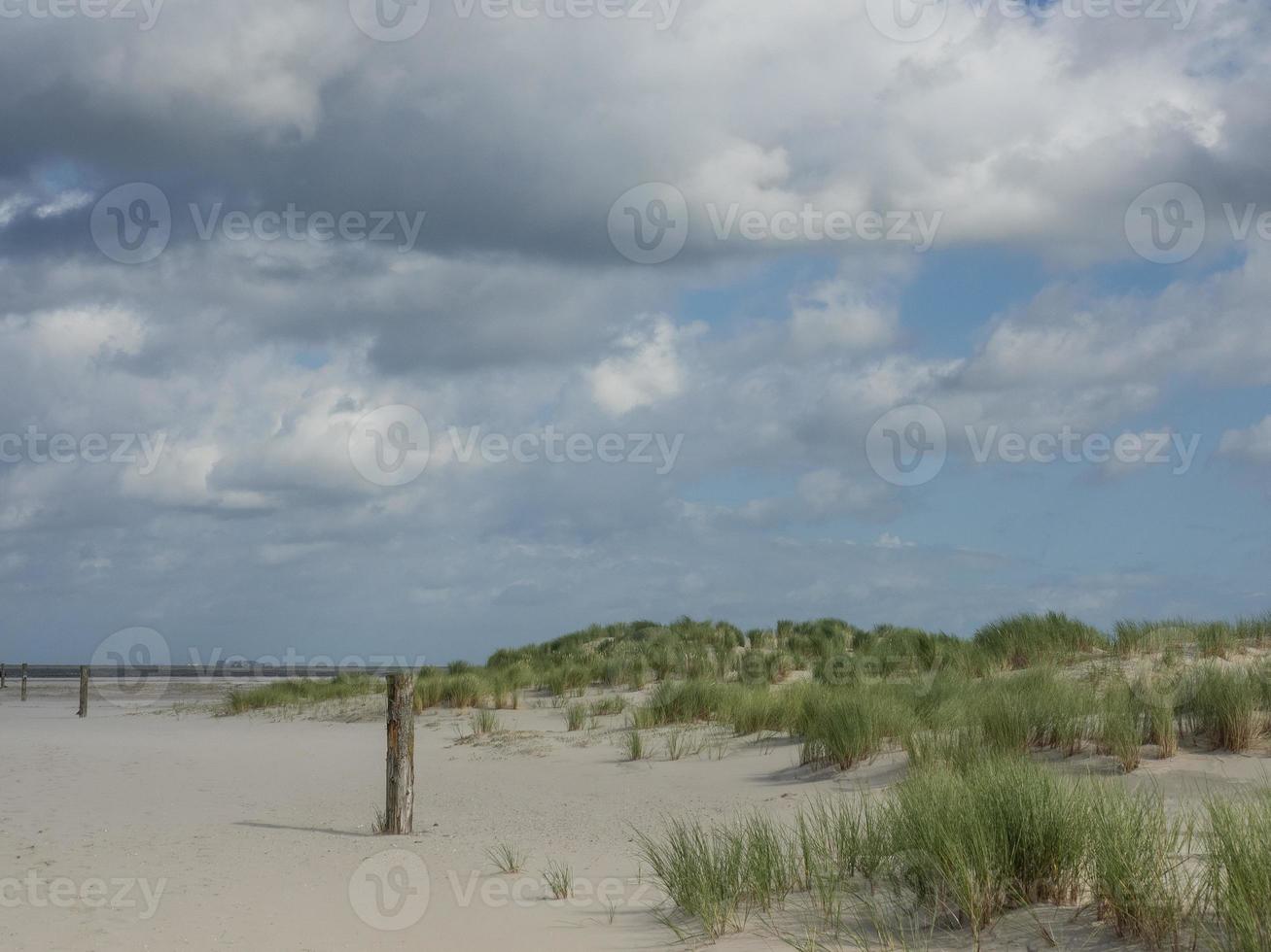 het eiland Spiekeroog in Duitsland foto