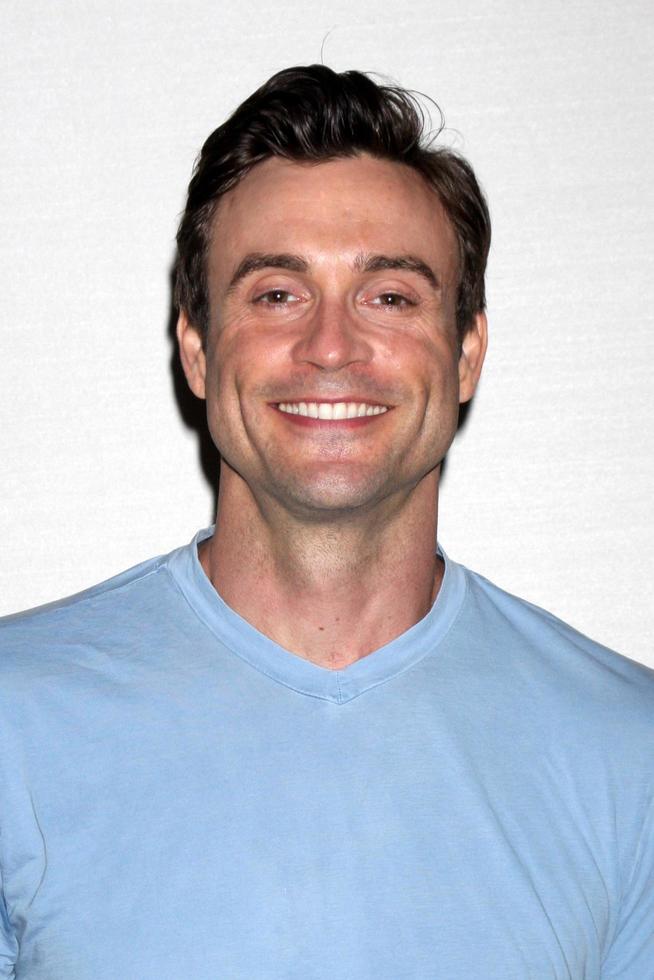 los angeles, 25 aug - daniel goddard bij het goddard en khalil fan-evenement in het universele sheraton hotel op 25 augustus 2013 in los angeles, ca foto