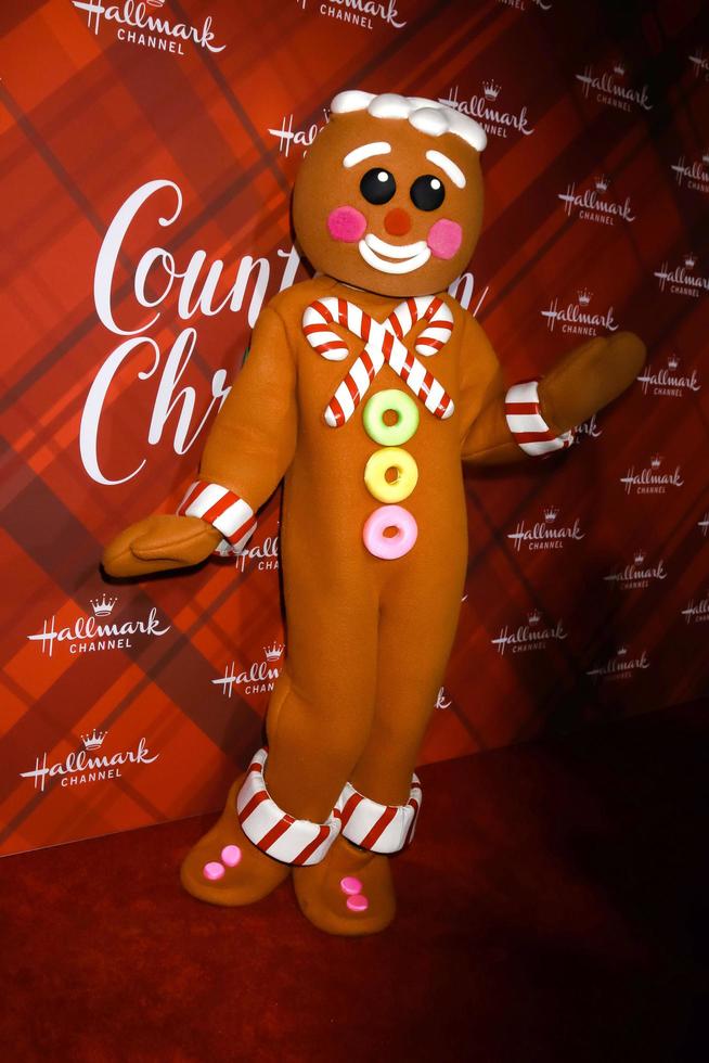 los angeles - 4 dec gingerbread man bij de kerst bij holly lodge screening op 189 the grove drive op 4 december 2017 in los angeles, ca foto