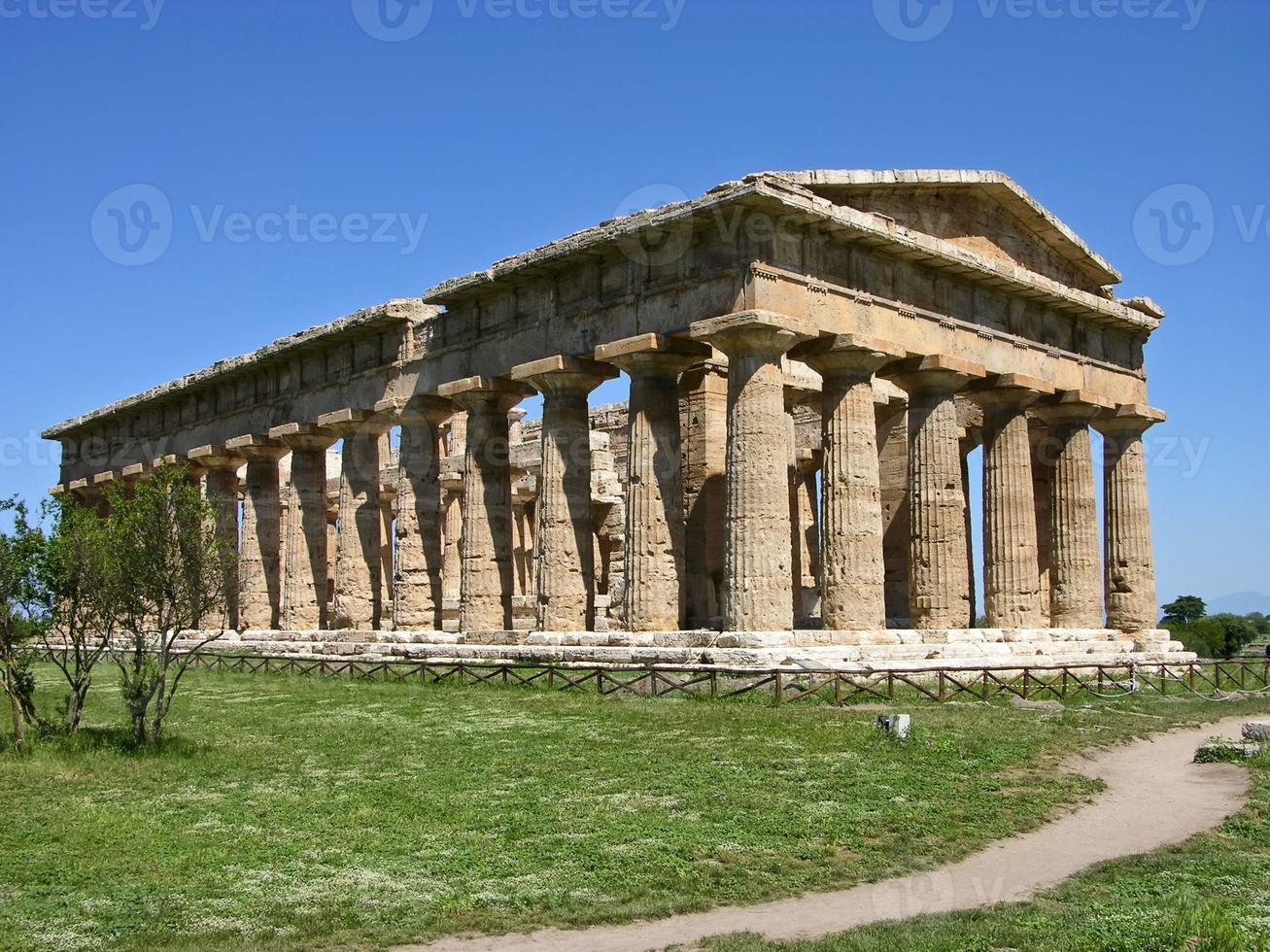 een Griekse tempel in Zuid-Italië foto