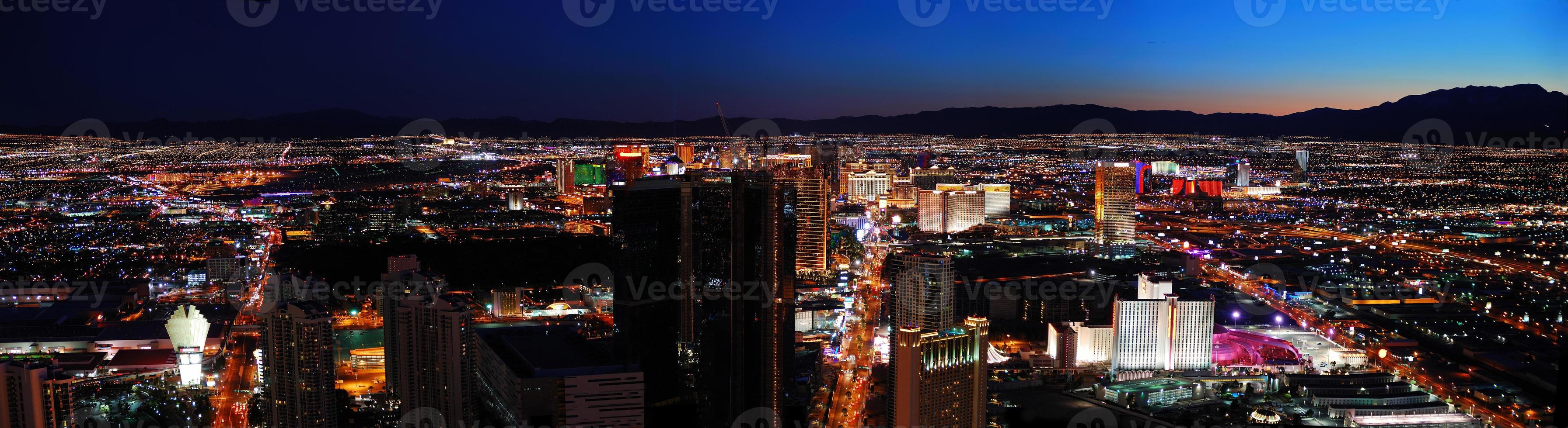 panorama van de skyline van de stad van las vegas foto