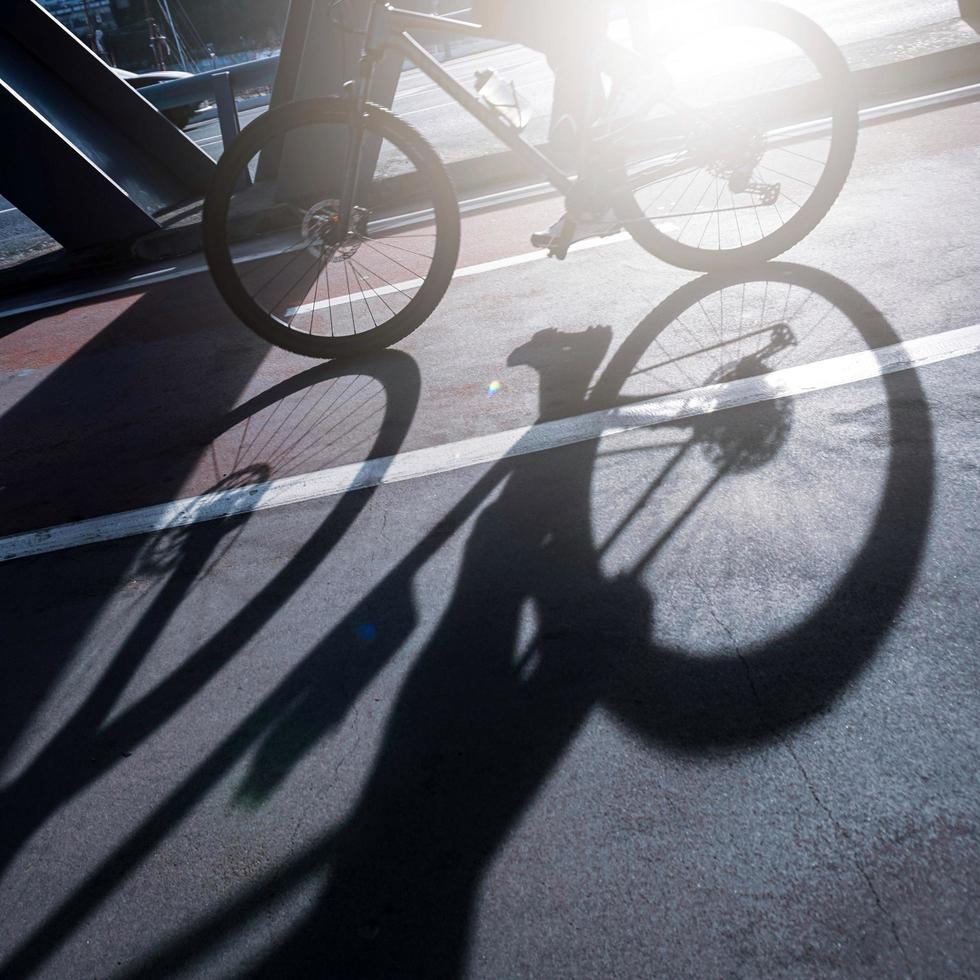 vervoermiddel voor fietsers in de stad foto