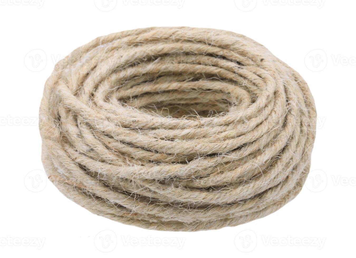 hennep touw geïsoleerd op witte achtergrond foto