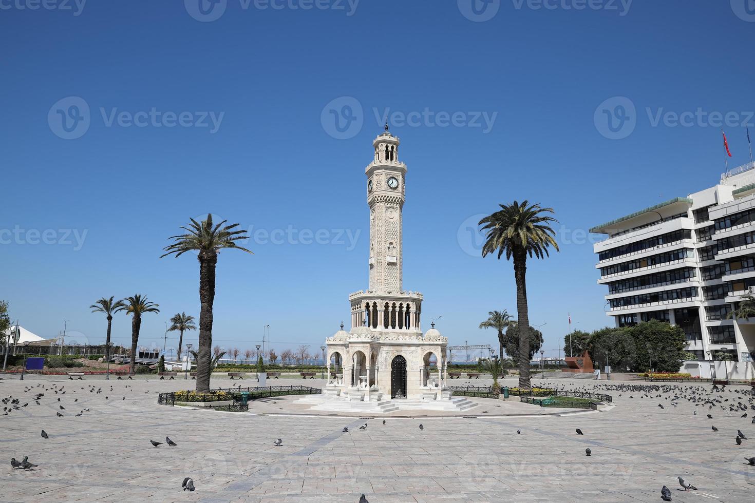 izmir klokkentoren in izmir, turkije foto