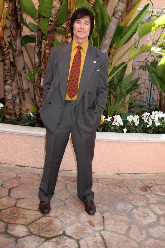 los angeles, 20 februari - ronn moss arriveert bij de 2011 katholieken in media associates award brunch in beverly hills hotel op 20 februari 2011 in beverly hills, ca foto