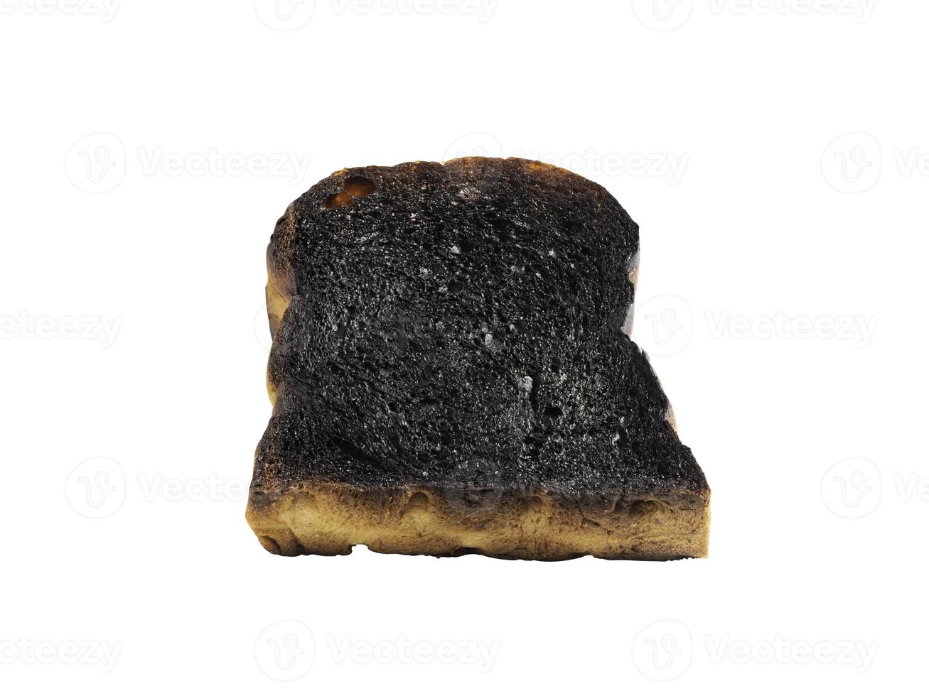 verbrande toast plakjes geïsoleerd op een witte achtergrond foto