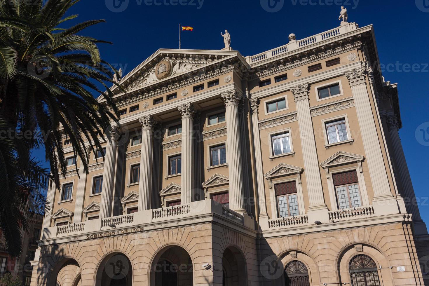 de bouw van de militaire regering. barcelona, catalonië, spanje foto