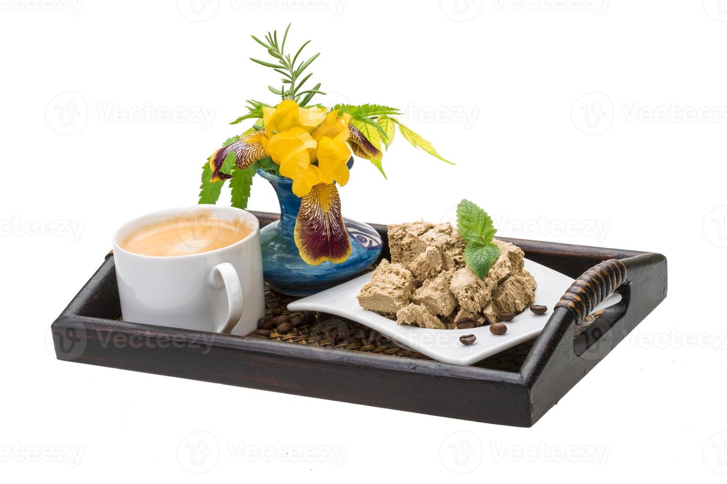 koffie met zonnebloemhalva foto