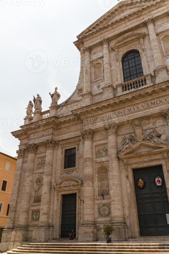 grote kerk in het centrum van Rome, Italië. foto