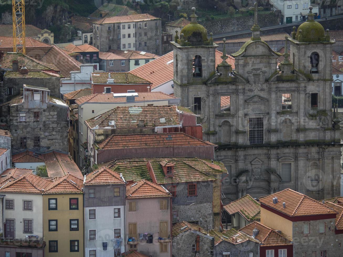 de rivier de douro en de stad porto foto