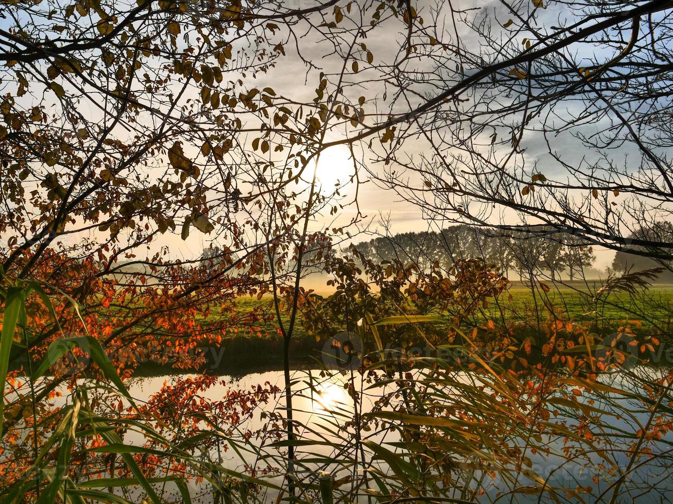 de kleine rivier aa bij borken foto