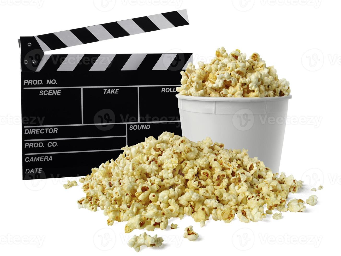 film kijken met popcorn op witte achtergrond foto