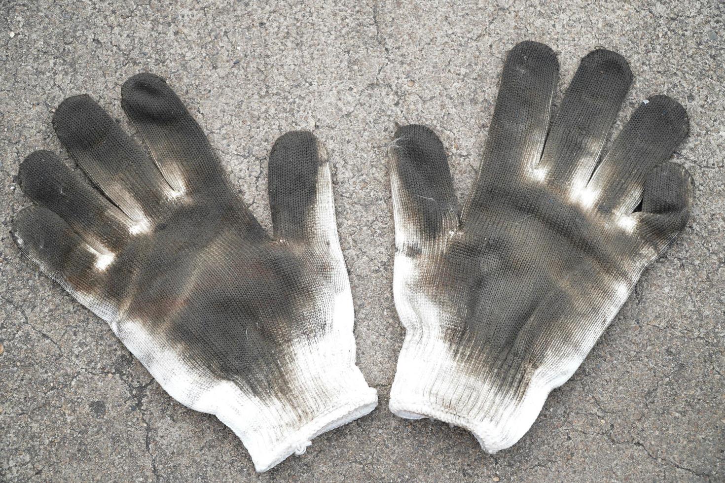 technische vuile witte stoffen handschoenen foto