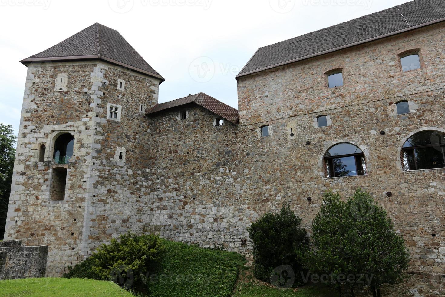 Het kasteel van ljubljana is een fort in de Sloveense hoofdstad ljubljana foto