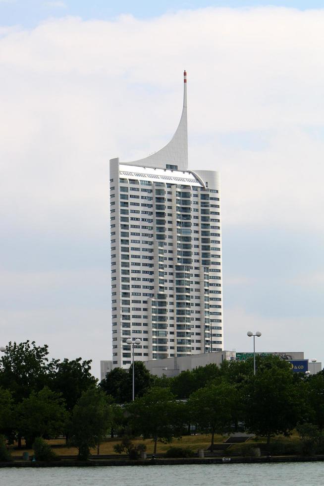 Wenen is de hoofdstad van Oostenrijk, gelegen aan de rivier de Donau. foto