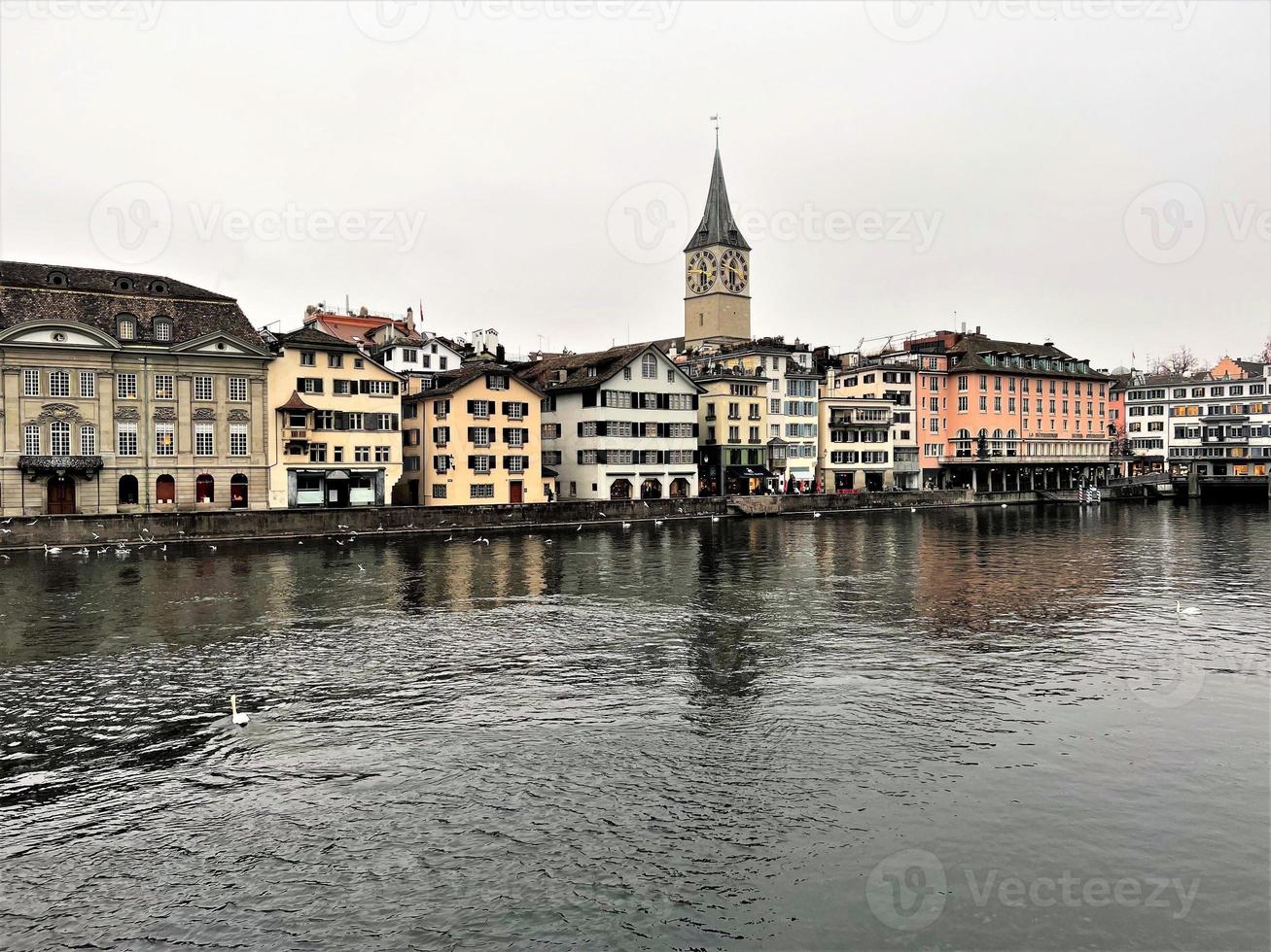 een uitzicht over Zürich in Zwitserland foto