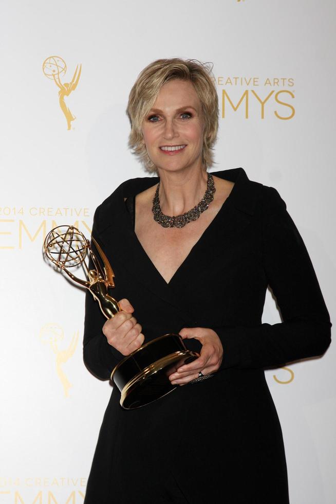 los angeles, 16 aug - jane lynch bij de creative emmy awards 2014, perskamer in nokia theater op 16 augustus 2014 in los angeles, ca foto