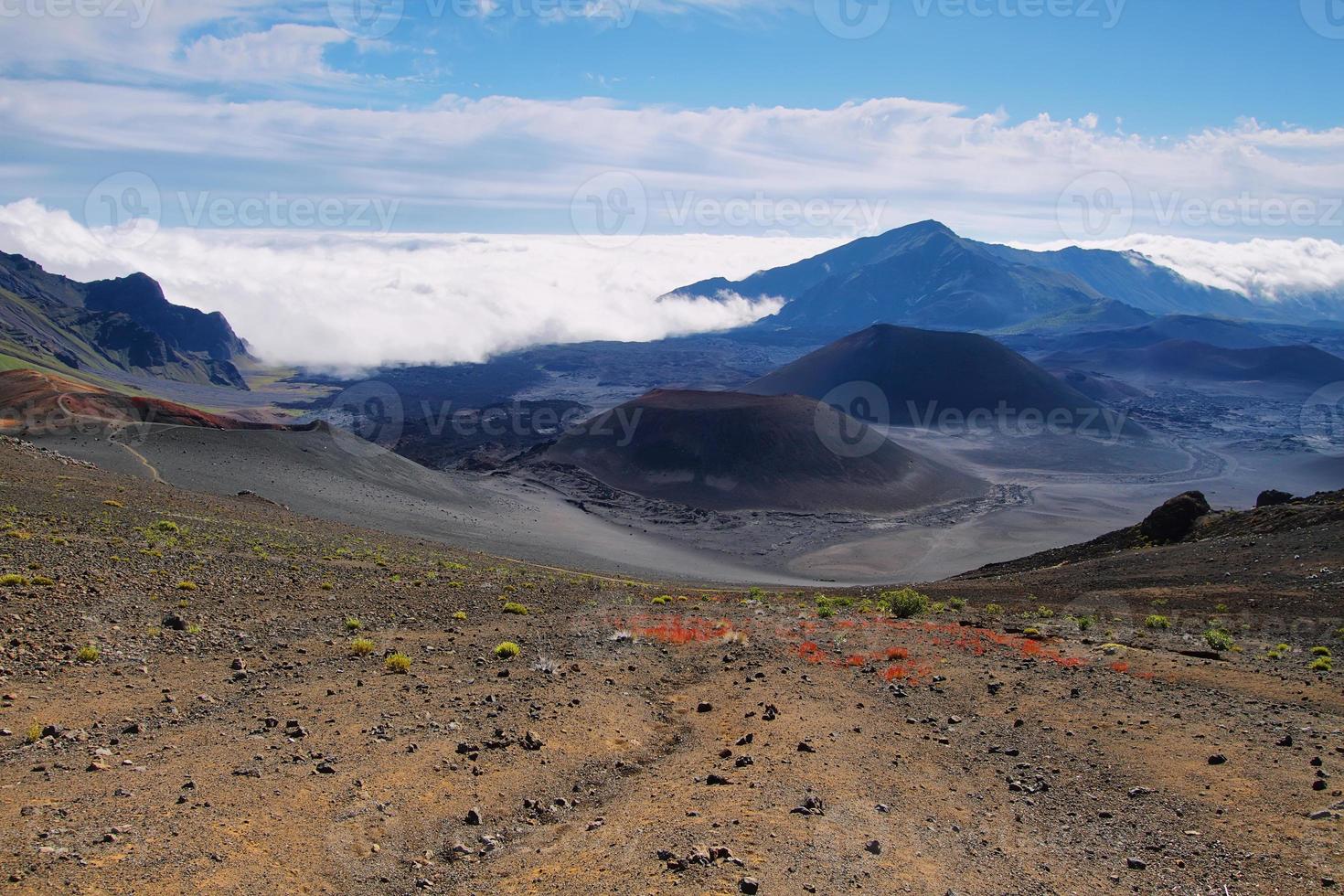 caldera van de haleakala vulkaan in maui island foto