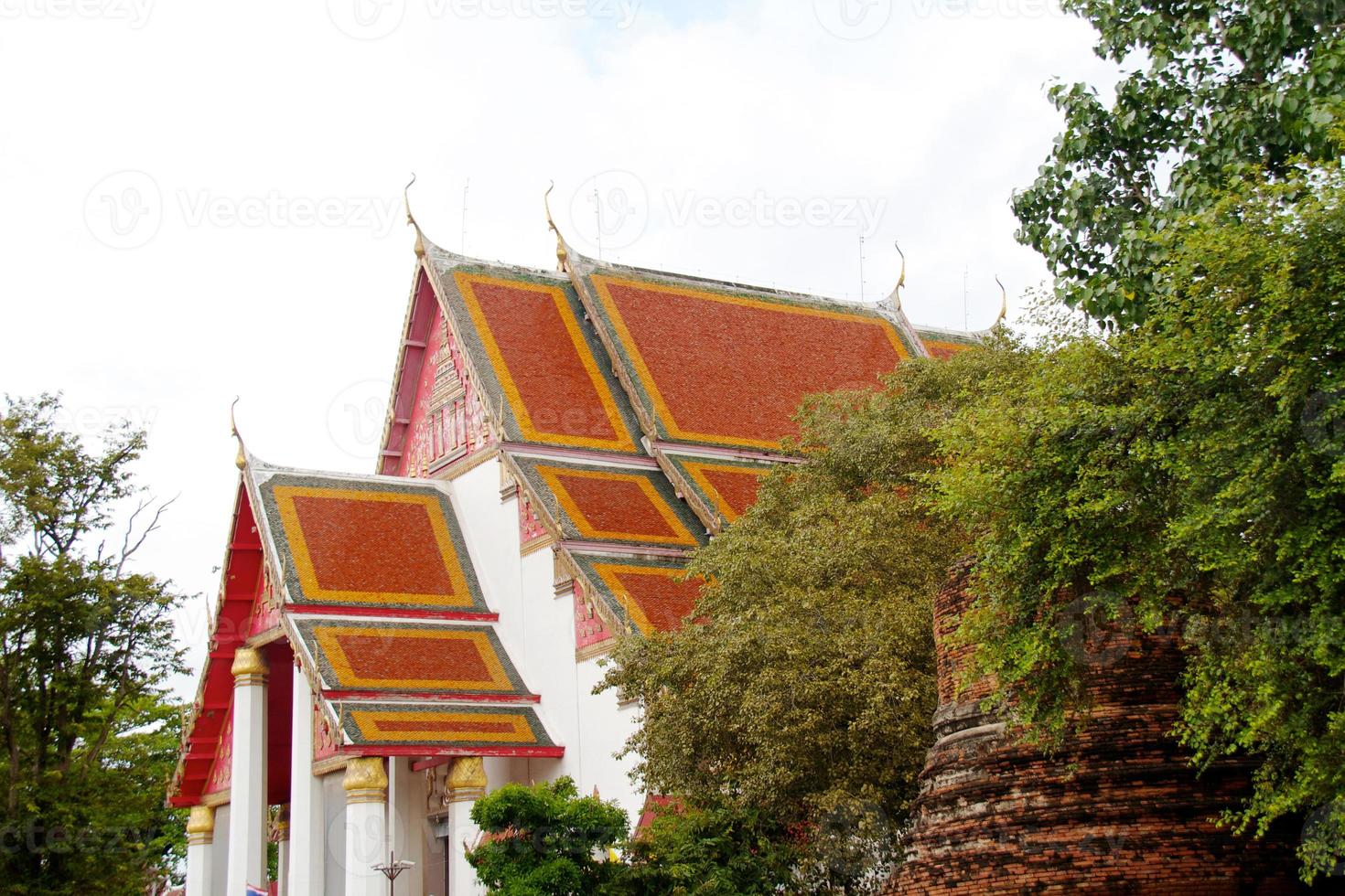 koningspaleis wat mongkolpraphitara in ayutthaya, thailand foto