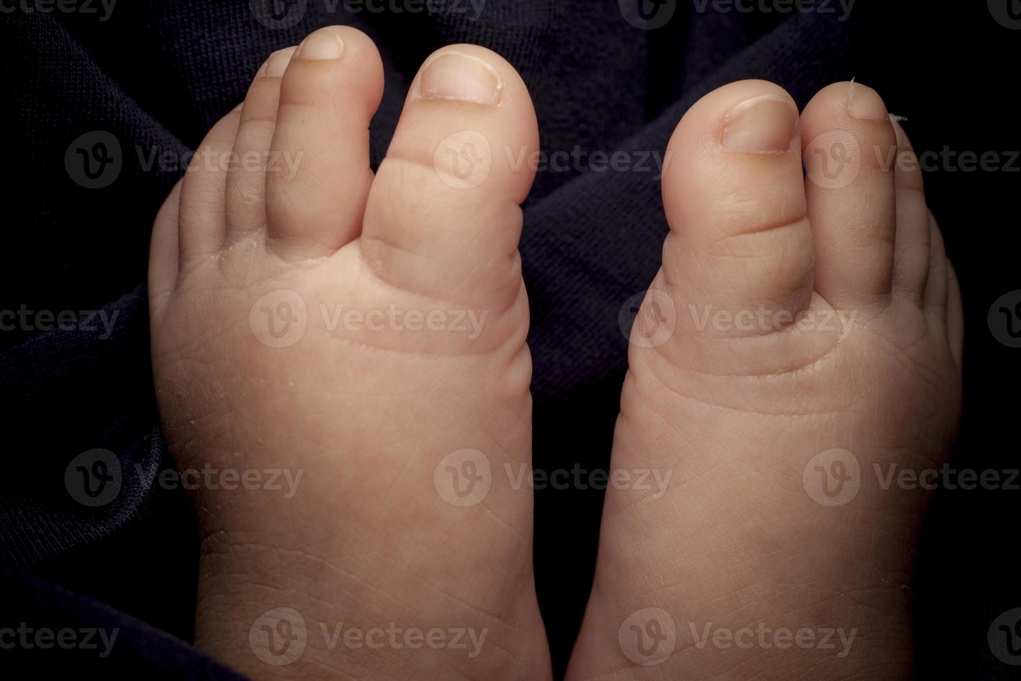 kleine voet pasgeboren. foto