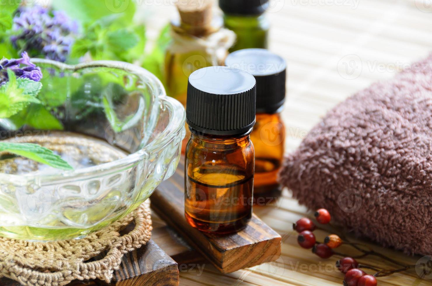 aromatherapie behandeling met kruiden foto