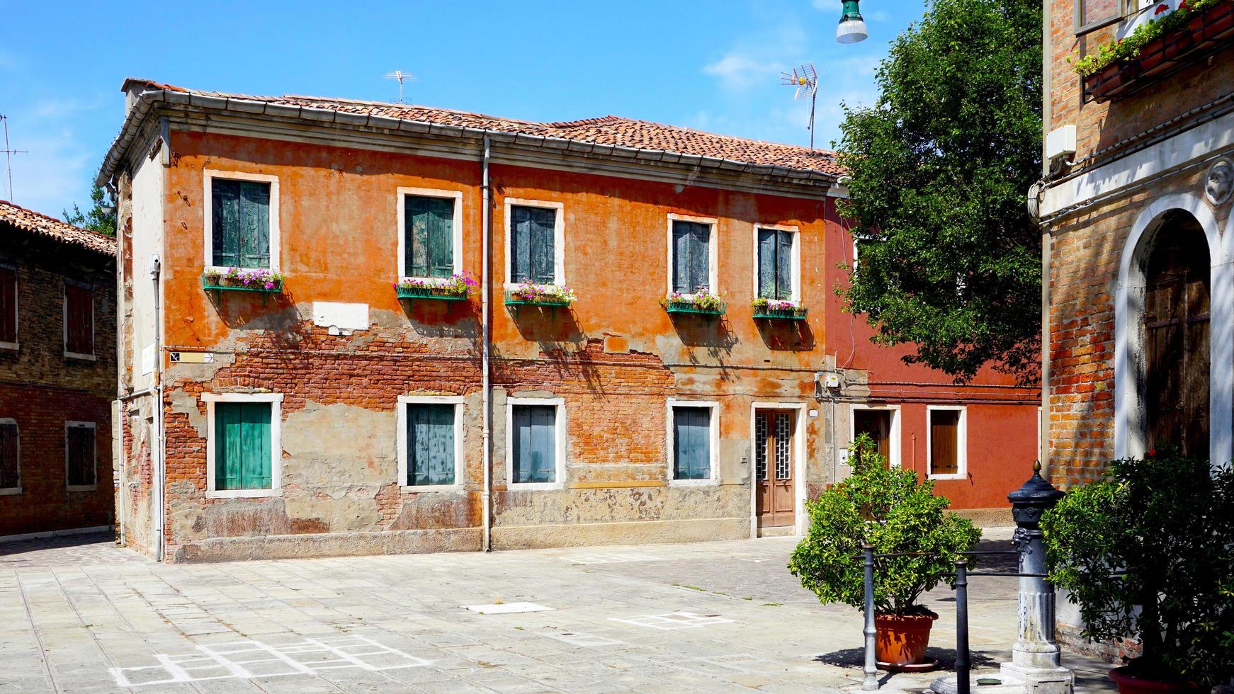 oud huis gebouw in venetië, italië foto