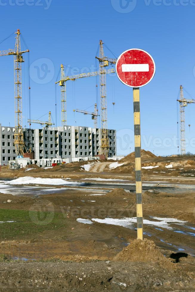 bouw van een nieuwe moderne wijk in een stad foto