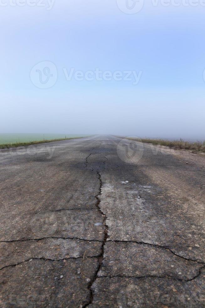 vuile weg, mist foto