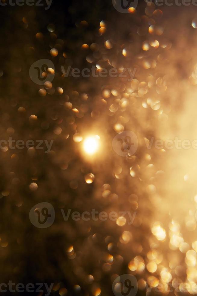 zonsondergang met oranje tinten in de winter foto