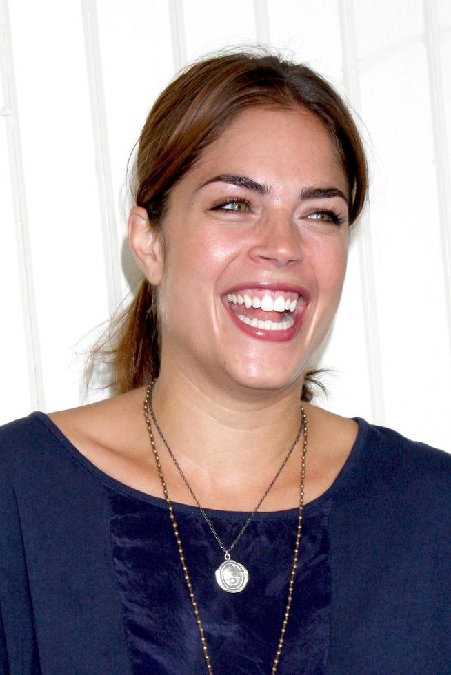 los angeles, 2 aug - kelly thiebaud bij de algemene ziekenhuisfanclublunch 2014 in de sportsman's lodge op 2 augustus 2014 in studio city, ca foto