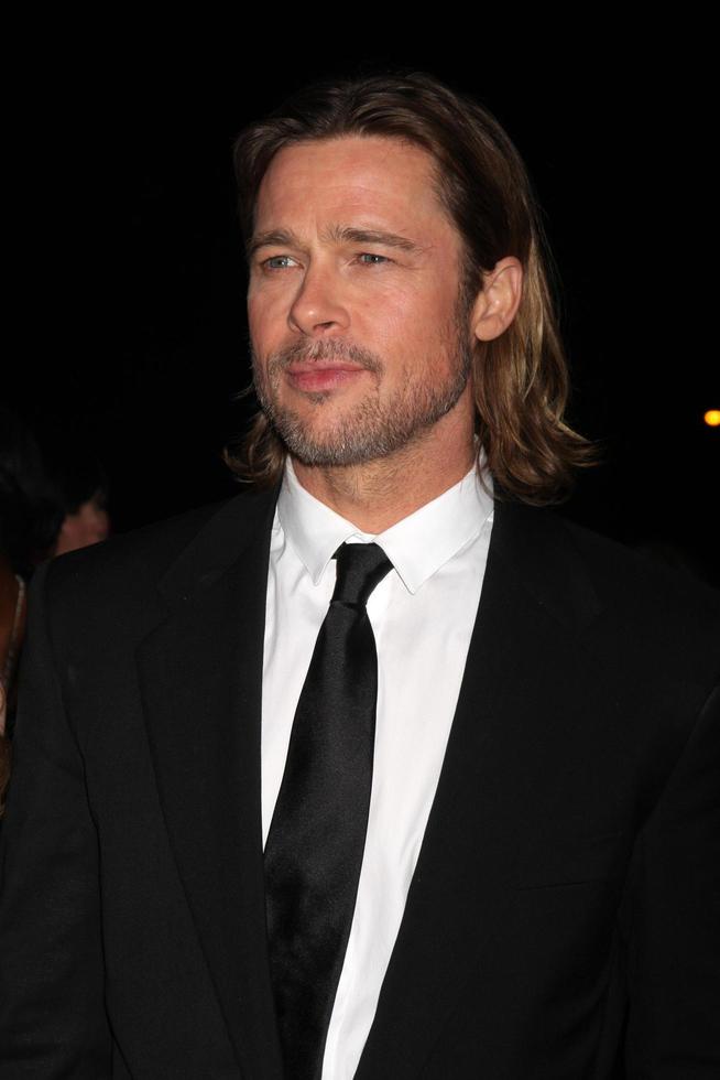 Los Angeles, 7 januari - Brad Pitt arriveert op het 2012 Palm Springs International Film Festival-gala in het congrescentrum van Palm Springs op 7 januari 2012 in Palm Springs, Californië foto