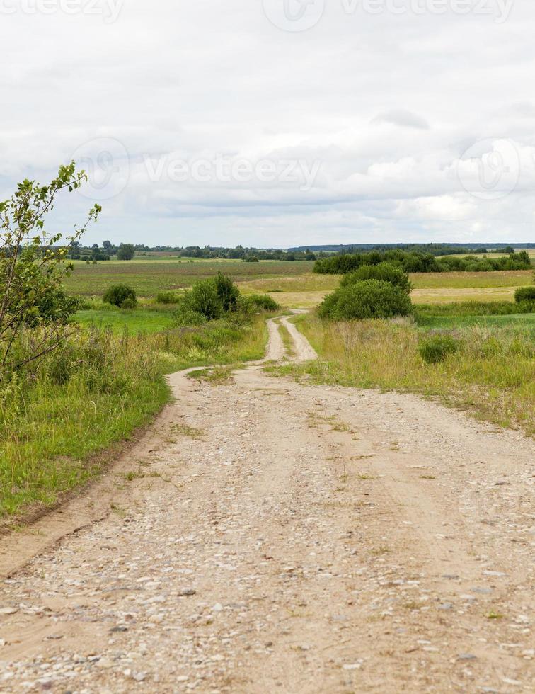 zand met onverharde weg foto