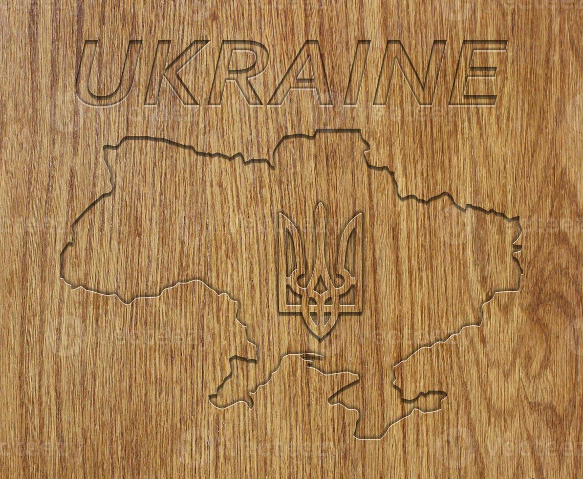 kaart van oekraïne op een houten bord foto