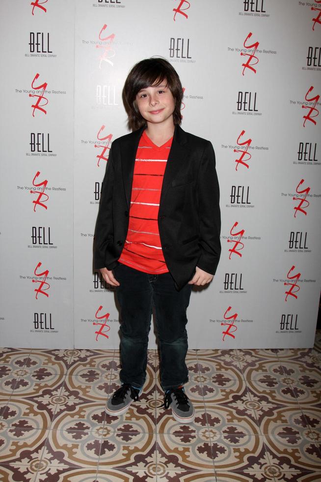 los angeles, 16 maart - robbie tucker arriveert op het jonge en rusteloze 39-jarig jubileumfeest georganiseerd door de familie Bell in het palihouse op 16 maart 2012 in west hollywood, ca. foto