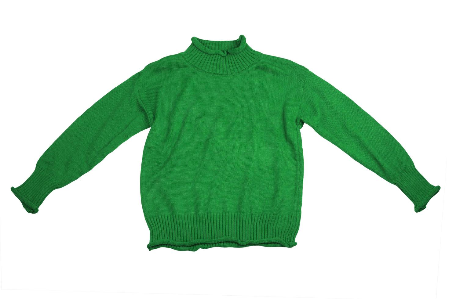 mode groene truien kleding voor het winterseizoen geïsoleerd op een witte achtergrond foto