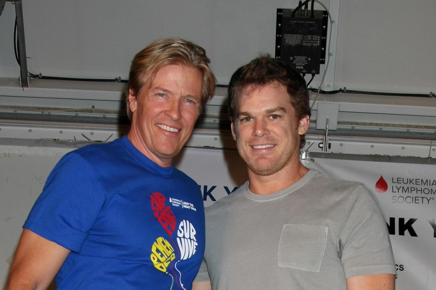 los angeles, 1 okt - jack wagner, michael c hall aankomst bij het licht de nacht hollywood walk 2011 bij de zonsondergang gower studio's op 1 oktober 2011 in los angeles, ca foto