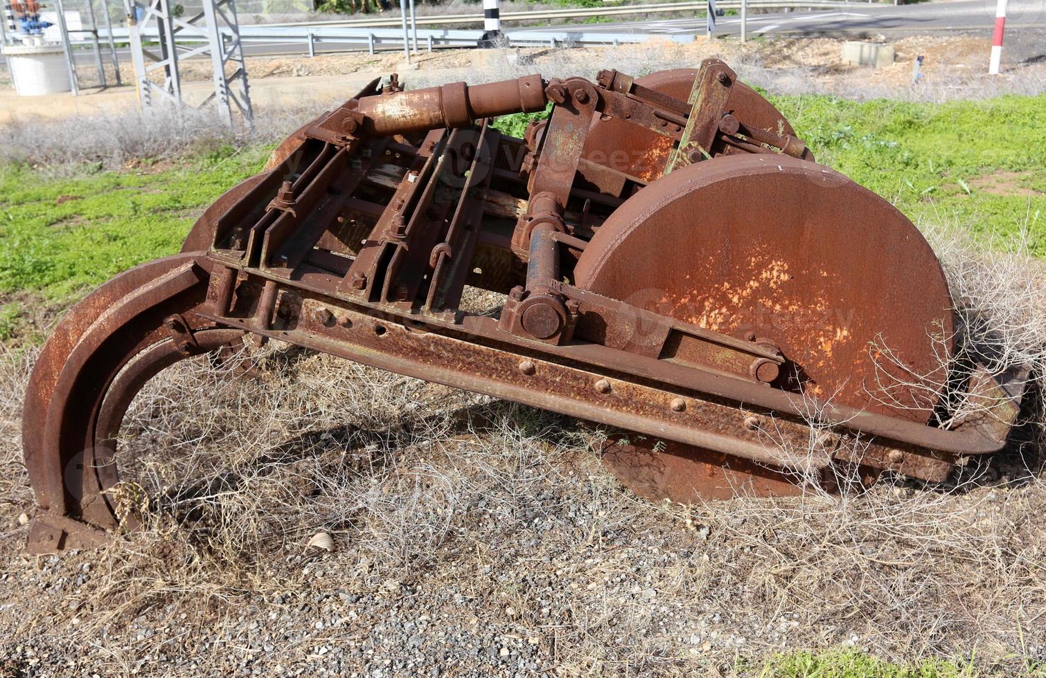 oude landbouwmachines in Israël. foto