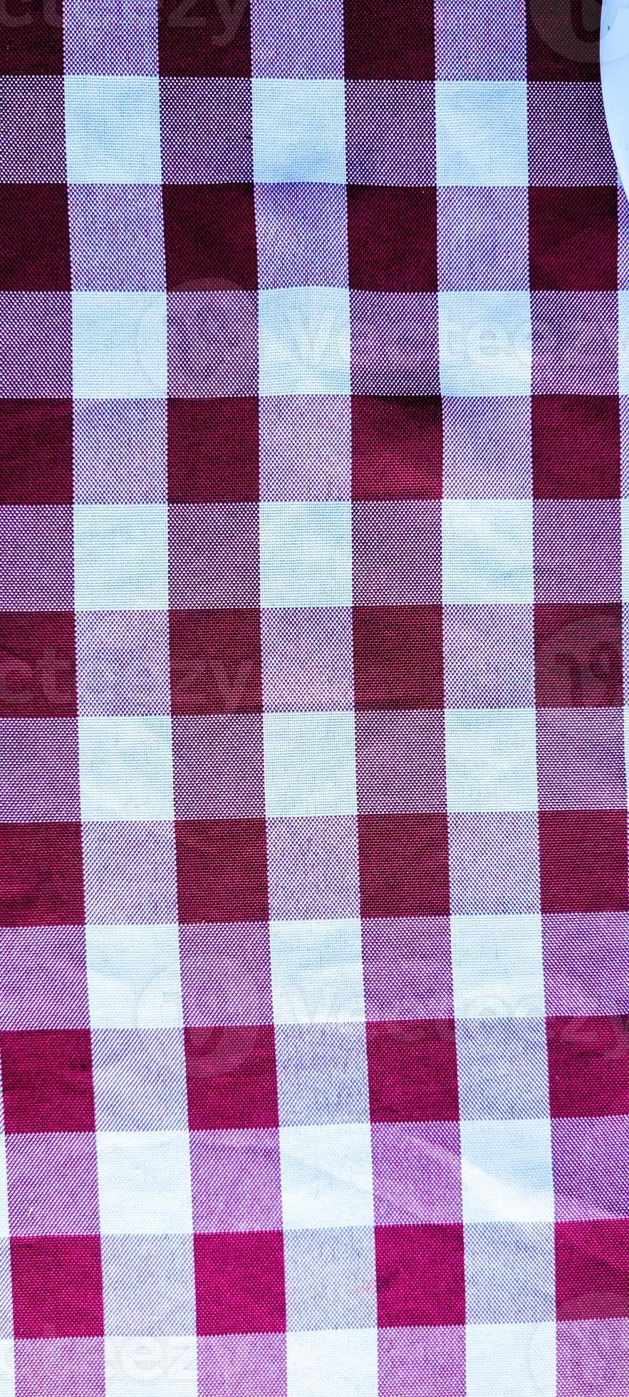 belofte vrijwilliger Gelijkmatig rood en wit geruit Italiaans picknick tafelkleed 14775960 Stockfoto