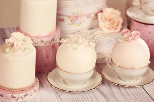 mini cakes met glazuur foto