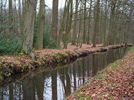 kreek en kasteel in vlene foto