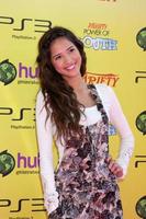 los angeles, 22 okt - kelsey chow arriveert op de 2011 verscheidenheid kracht van jeugdavond in de primordiale studio's op 22 oktober 2011 in los angeles, ca. foto