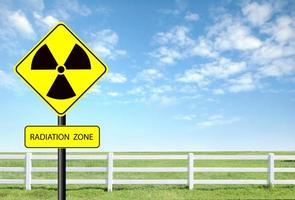 stralingswaarschuwingssymbool foto