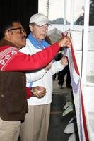 los angeles, 30 dec - ted lange, bernie kopell bij de originele love boat cast versiert prinses cruises rose parade float in een rosemont paviljoen op 30 december 2014 in pasadena, ca foto