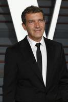 los angeles, 22 feb - antonio banderas op de vanity fair oscar party 2015 in het wallis anneberg centrum voor uitvoerende kunsten op 22 februari 2015 in beverly hills, ca foto